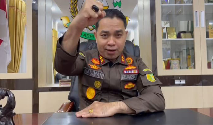 Menghilang, Jaksa Buru Keberadaan Mantan Kadis ESDM Riau