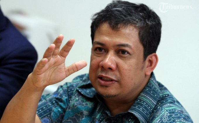 Berkicau di Twitter, Fahri Hamzah Jawab Kabar Pemecatannya dari PKS?