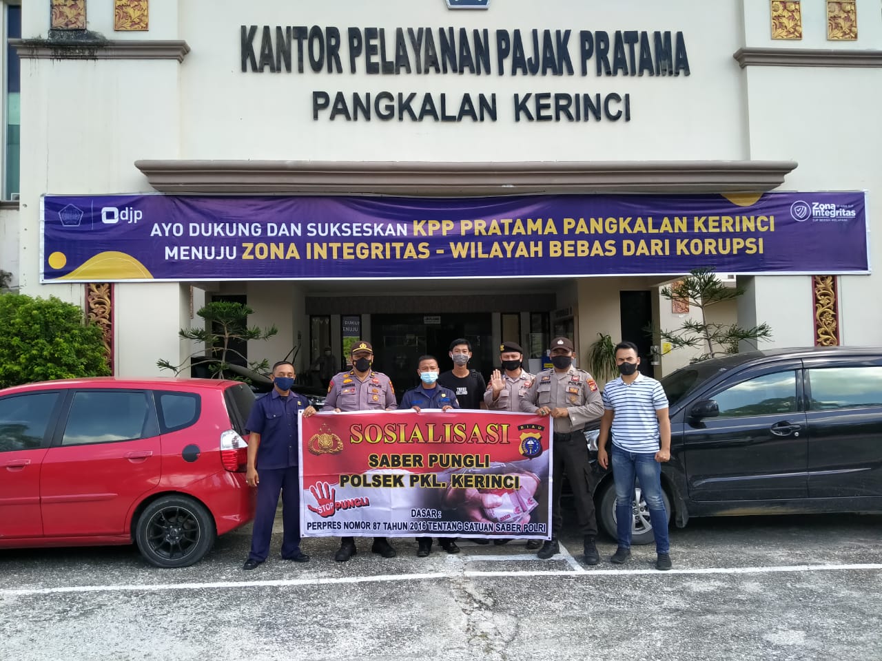 Polsek Pangkalan Kerinci Sosialisasi Saber Pungli di Kantor Pajak