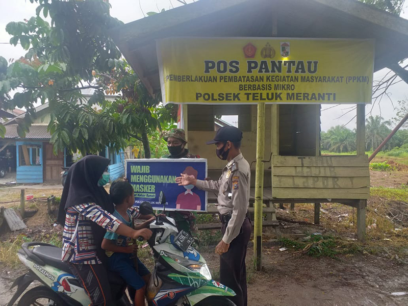 Polsek Teluk Meranti Gelar Pengawasan Prokes di Posko PPKM