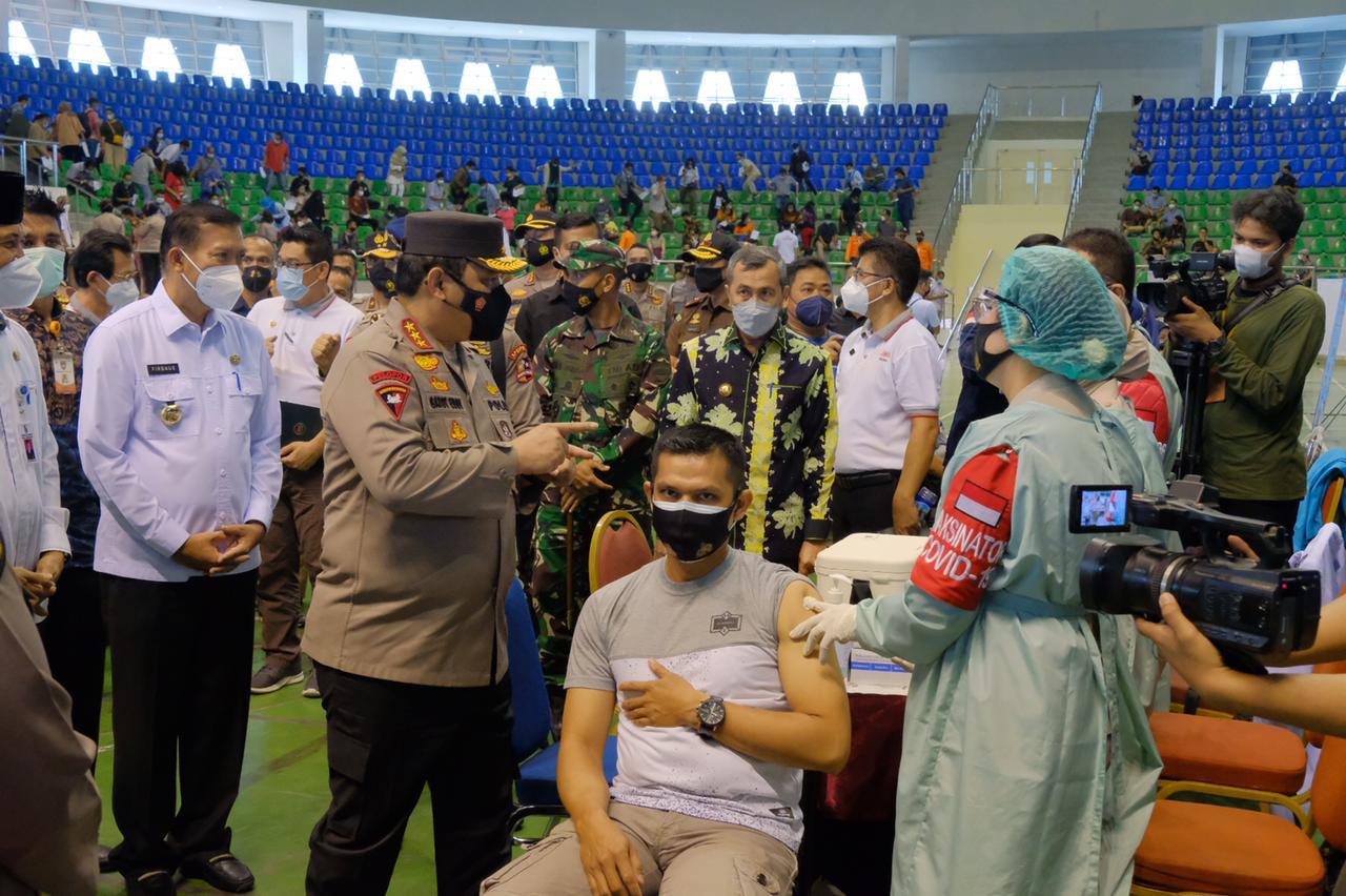 Respon Arahan Presiden Dalam Penanganan Covid-19 Secara Ovensif, Wakapolri Lakukan Kunjungan Kerja Ke Riau