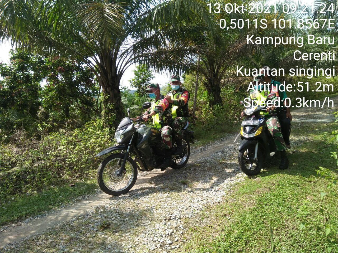 Babinsa Koramil 06 Cerenti Kodim 0302 Inhu Babinsa Koramil 06/Cerenti Dim 0302/Inhu Galakkan Sosialisasi Dan Patroli Guna Cegah Karlahut di Kampung Baru