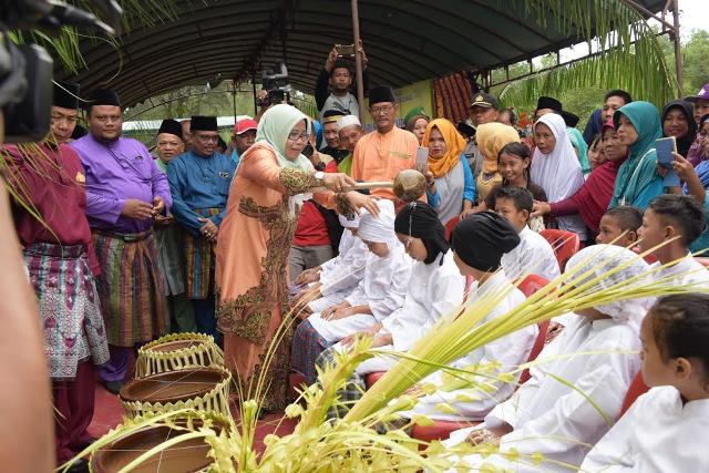 Bupati: Mandi Safar Wujud Pelestarian Tradisi, Adat Istiadat dan Budaya Melayu