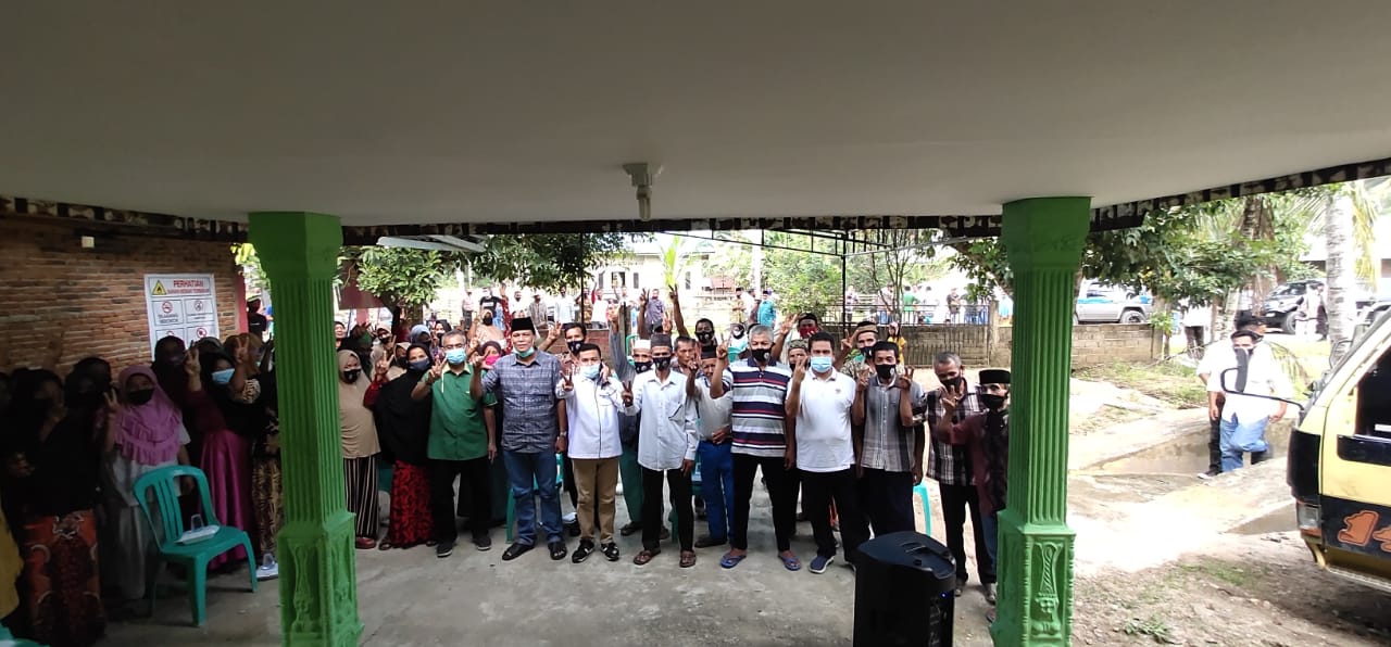 Pasangan Calon Bupati Dan Wakil Bupati Kuansing Mursini-Indra Kampanye Dialogis Di Koto Cerenti