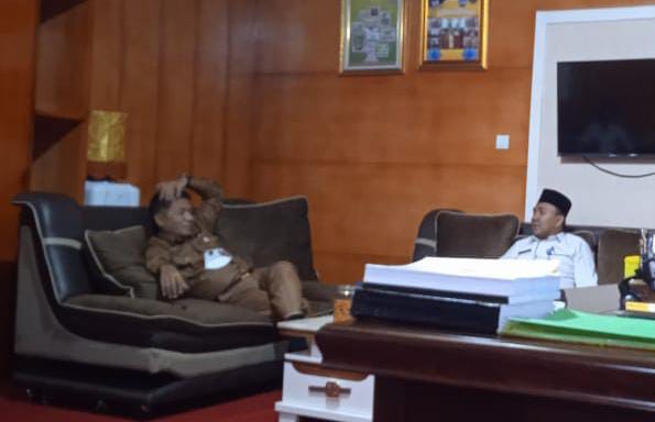 Dedy Sambudy : Rektor UNIKS Ini Sahabat Lama Saya Yang Baik dan Punya Semangat Memajukan Dunia Pendidikan