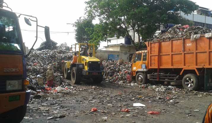 Pekanbaru Cuma Punya 65 Armada Sampah, 35 Tak Laik Jalan