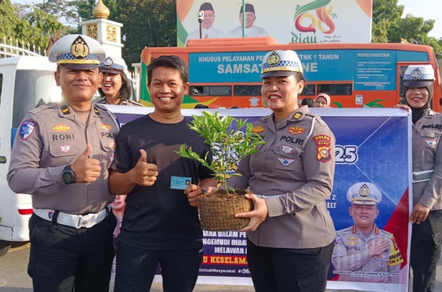 Ditlantas Polda Riau Gelar Kampanye Keselamatan dan Green Policing di CFD Pekanbaru