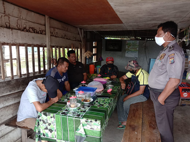 Tekan Penyebaran Virus Corona, Polsubsektor Pelalawan Rutin Gelar Operasi Yustisi