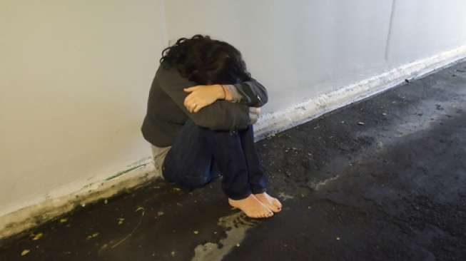 Mau Beli HP, Gadis 15 Tahun Ini Malah Diperkosa Teman Dekat