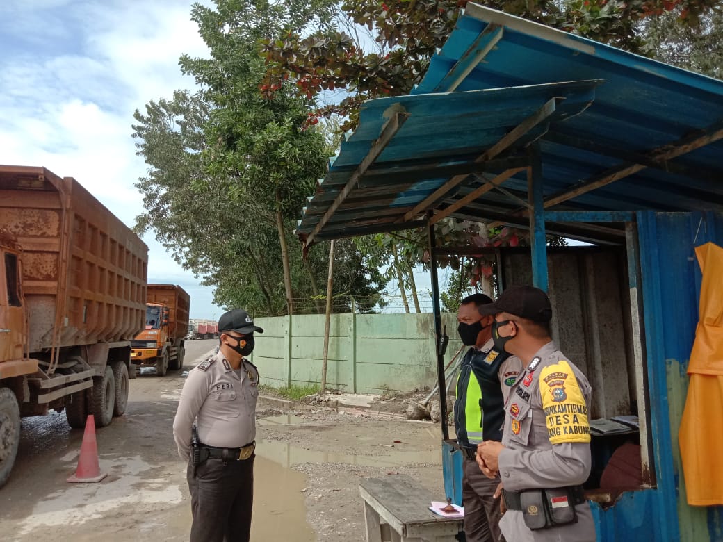 Cegah Aksi C3 di Area Rawan, Polsubsektor Pelalawan Rutin Laksanakan Patroli