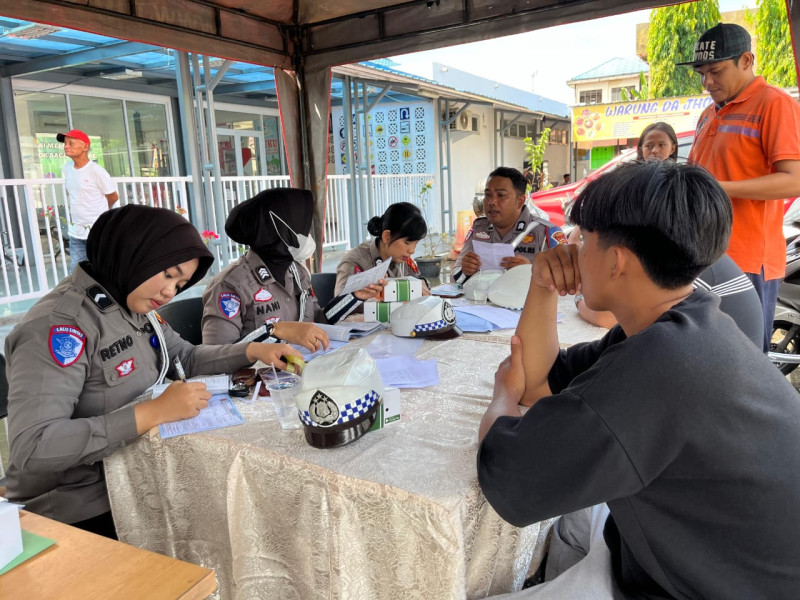 Razia Bukan Hanya Tilang, Polres Kampar Tekankan Pentingnya Keselamatan 