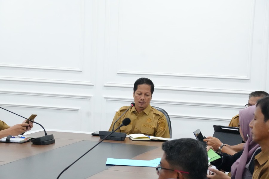 Wakil Bupati H. Muklisin Pimpin Rapat Pembentukan BUMD