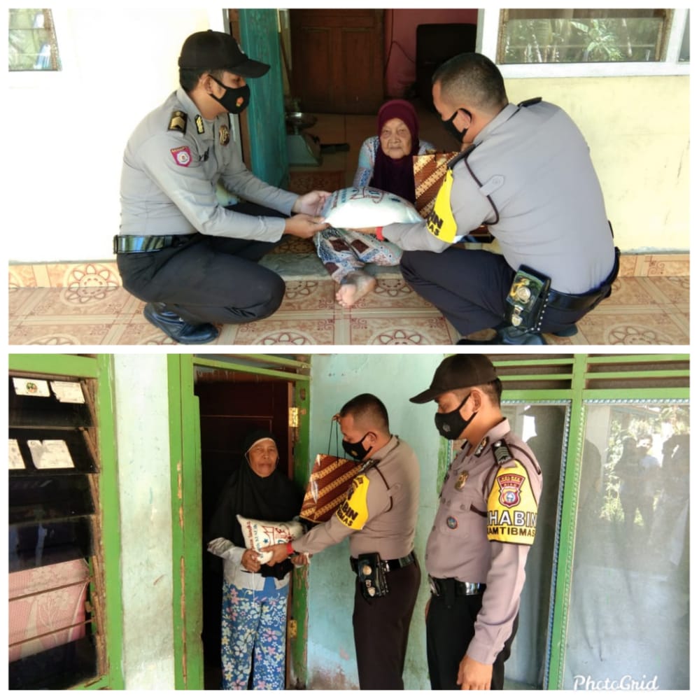 Menyongsong HUT Bhayangkara 1 Juli 2022, Polsek Kuantan Mudik Kuansing Bakti Sosial Beri Bantuan Sembako 