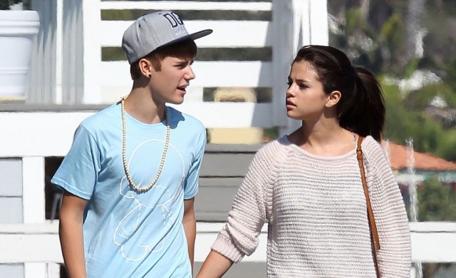 Digosipkan Balikan, Justin Bieber dan Selena Gomez Bakal Kawin Lari?