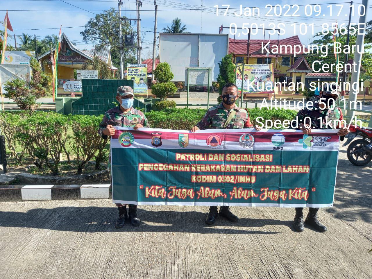 Antisipasi Karhutla, Babinsa Koramil 06/Cerenti Kodim 0302/Inhu Tingkatkan Patroli Dan Sosialisasi Bersama Warga