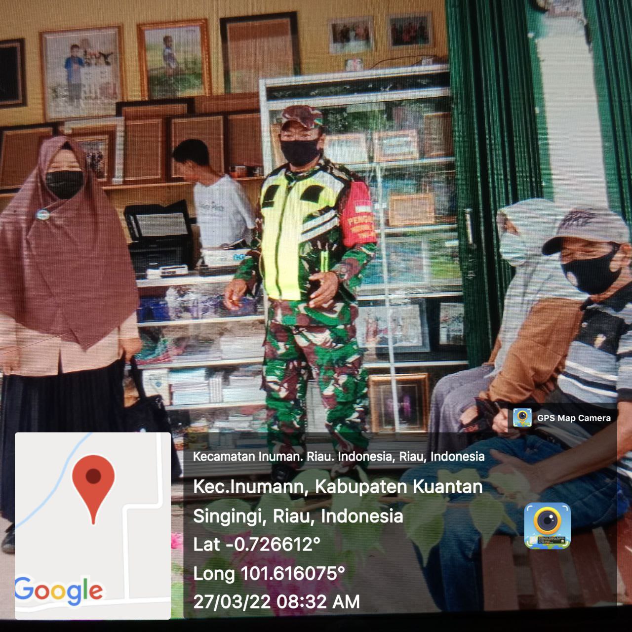 Tingkatkan Sinergitas Antar Warga, Babinsa Koramil 06/Cerenti  Kodim 0302/Inhu  Melaksanakan Komsos Dengan Masyarakat Pulau Panjang Hulu