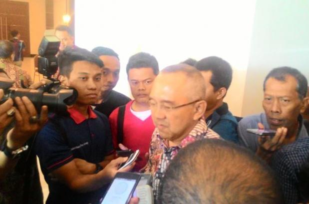 SK Penetapan Ketua DPRD Riau Masih di Kemendagri