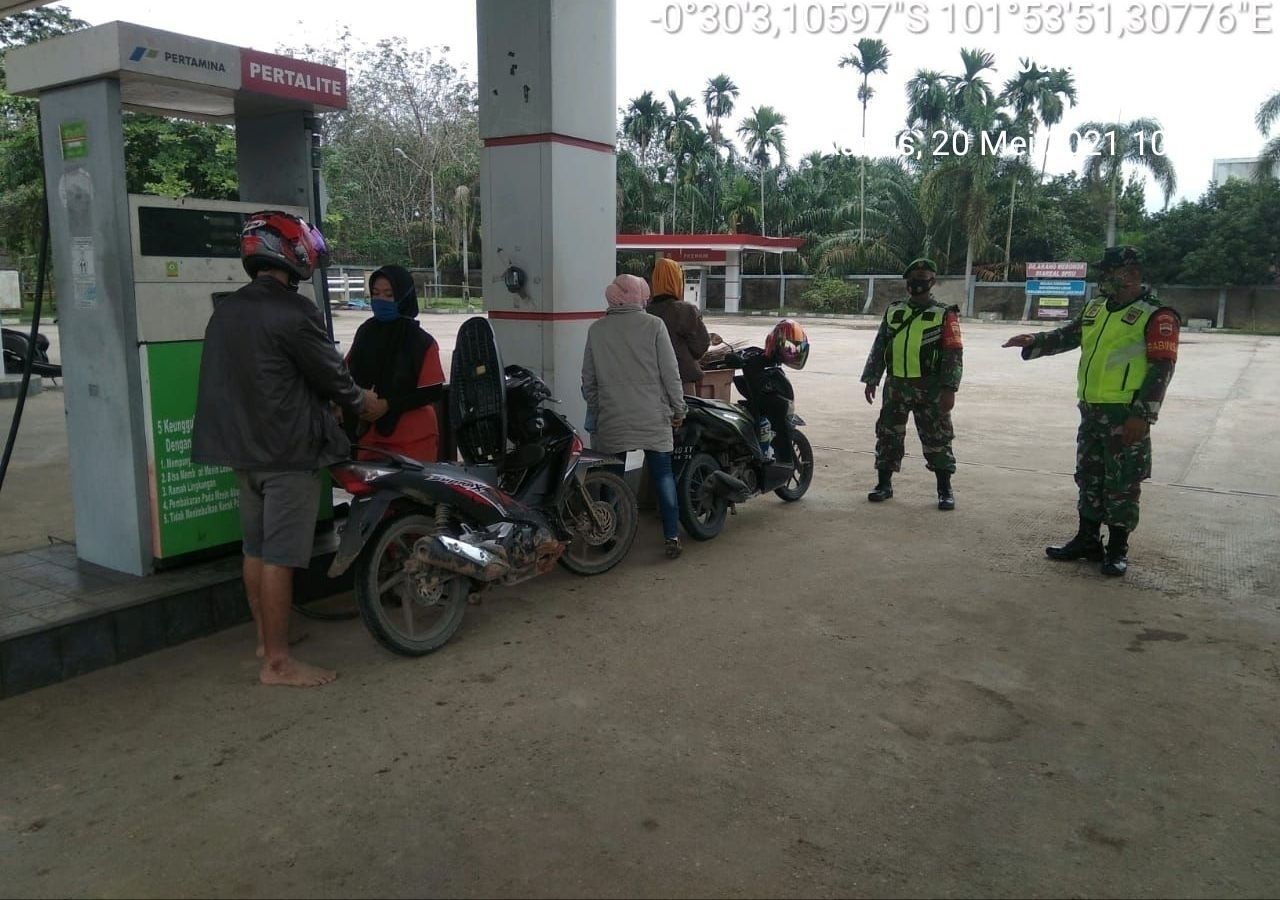 Sertu Indra Jalil Babinsa Koramil 06/Cerenti Intensif Laksanakan Gakplin Dan Protkes