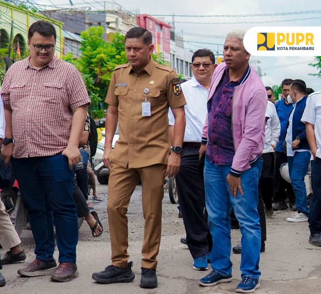 Dinas PUPR Pekanbaru Tinjau Bekas Galian IPAL di Jalan KH Ahmad Dahlan