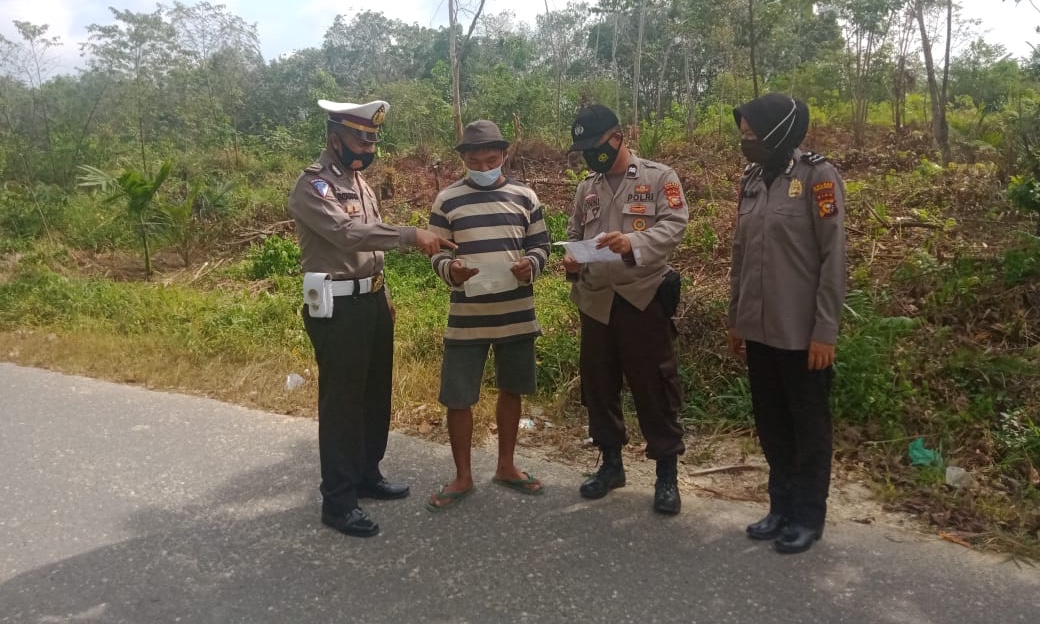 Polsek Pangkalan Kuras Kembali Lakukan Patroli dan Sosialisasi Karhutla