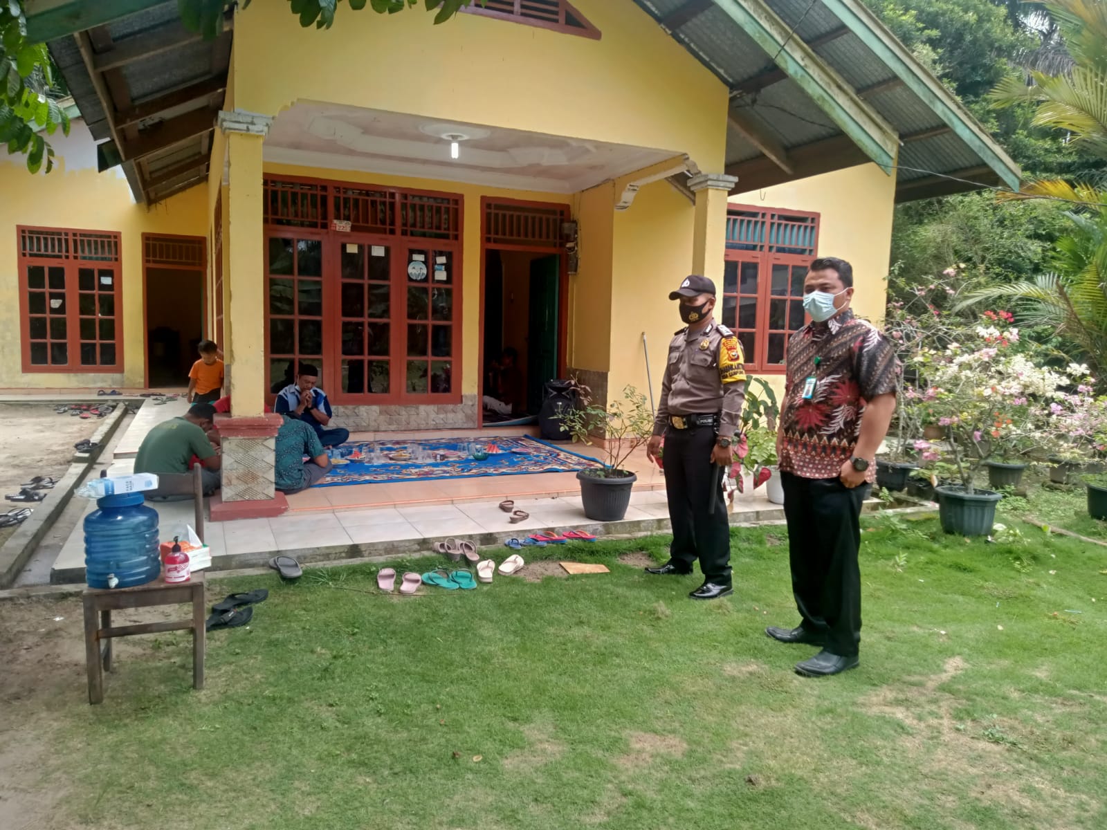 Polsek Ukui Lakukan Pengamanan Kampanye Pilkades di Desa Kampung Baru