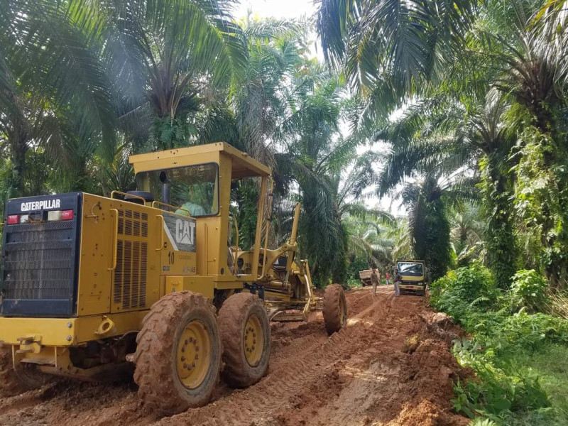 Jalannya Di Perbaiki PUPR  Warga Benai Kecil Sampaikan Apresiasi Pada Bupati