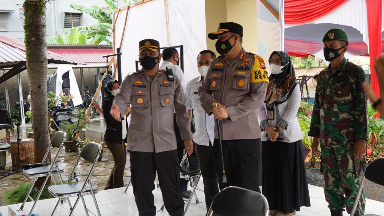 Polsek Tampan Merupakan Polsek Pertama Yang Menerapkan Sistem Pelayanan Drive Thru SKCK dan LKB