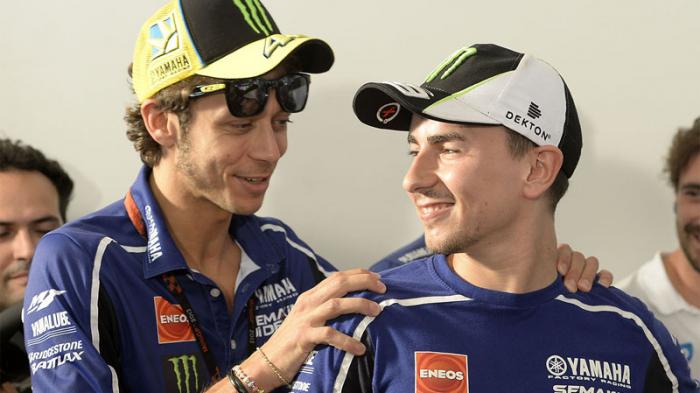 Ditinggal Lorenzo, Siapa Pendamping Rossi?