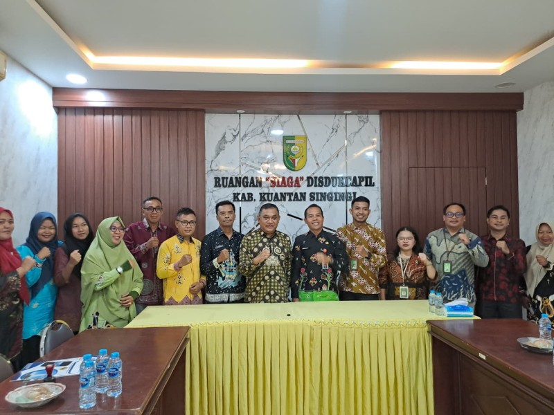 Dukcapil Gandeng Pengadilan Negeri Teluk Kuantan,  Hadirkan Layanan Adminduk Terintegrasi