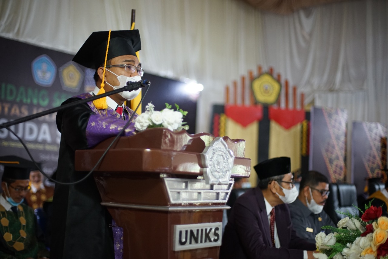 Sebanyak 385 Orang Wisudawan/ti Universitas Islam Kuantan Singingi di Wisuda Hari Ini