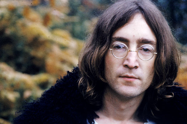 Seikat Rambut John Lennon Dijual Rp136 Juta, Anda Berminat?