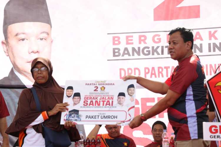 Hadiri Gerak Jalan Sehat Partai Gerindra, Suhardiman Berikan Doorprize Tiket Umroh 