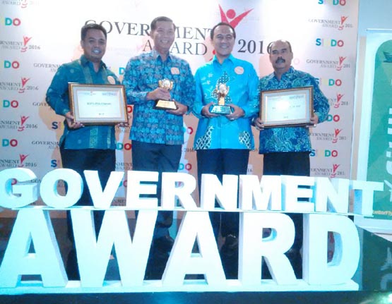 Firdaus Boyong Dua Penghargaan Bergengsi Goverment Award 2016