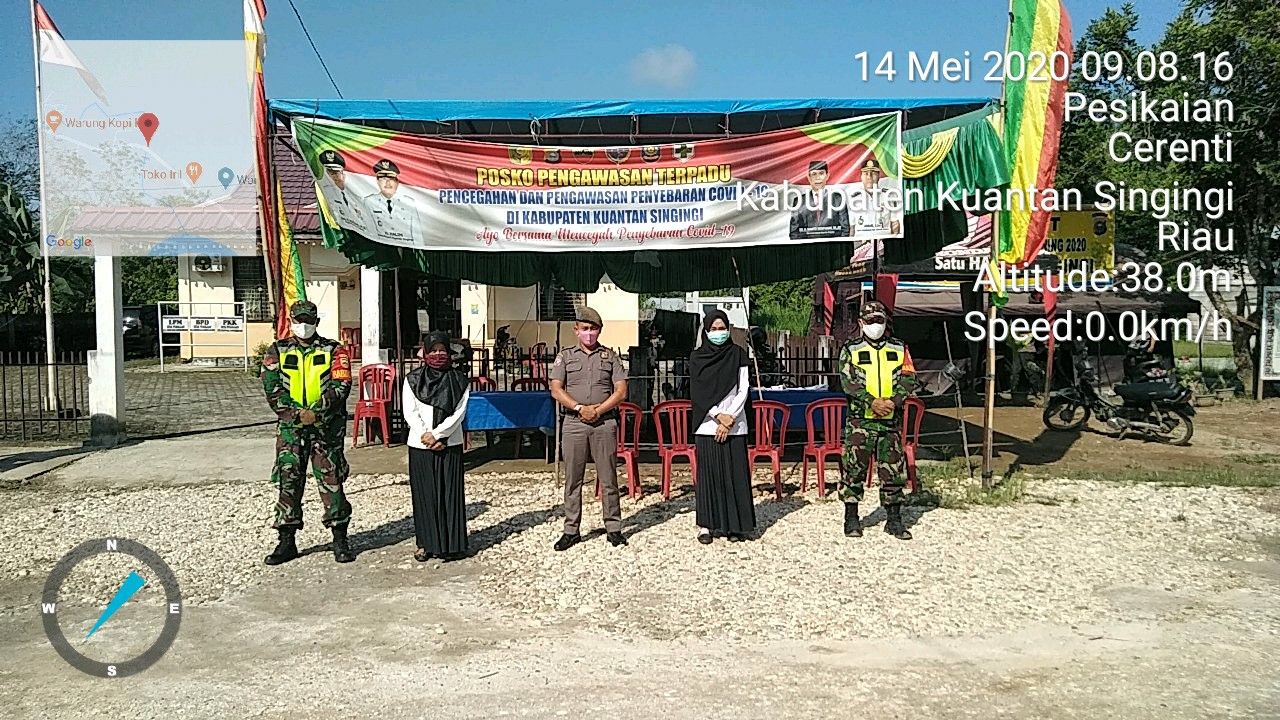 Cegah Masuk Nya Virus Covid-19 Kewilayah Kuansing Koptu Juanda Anggota Koramil 06/Cerenti Dim 0302/Inhu Menjaga Pos Covid-19 Di Perbatasan Kuansing-Inhu.
