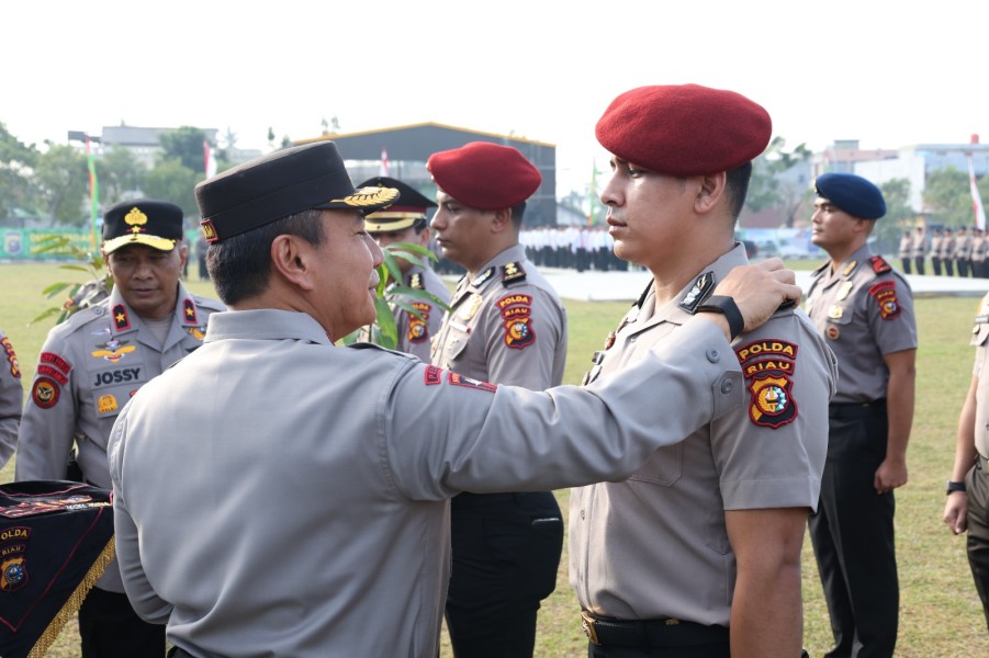 Polda Riau Naikkan Pangkat 937 Personel Jelang Hari Bhayangkara ke-79