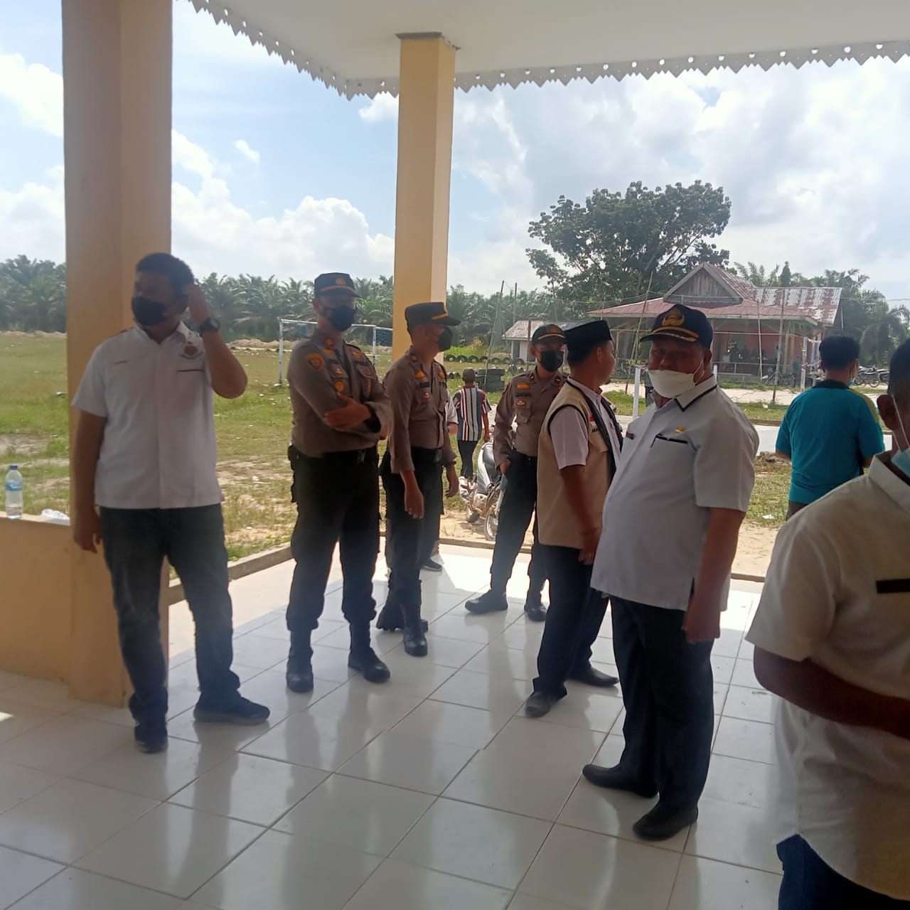 Polsek Langgam Cek Pelaksanaan Pilkades di Wilkum