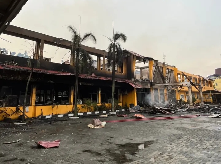 Kantor Disnakertrans Riau Terbakar, Layanan Tatap Muka Dihentikan Sementara