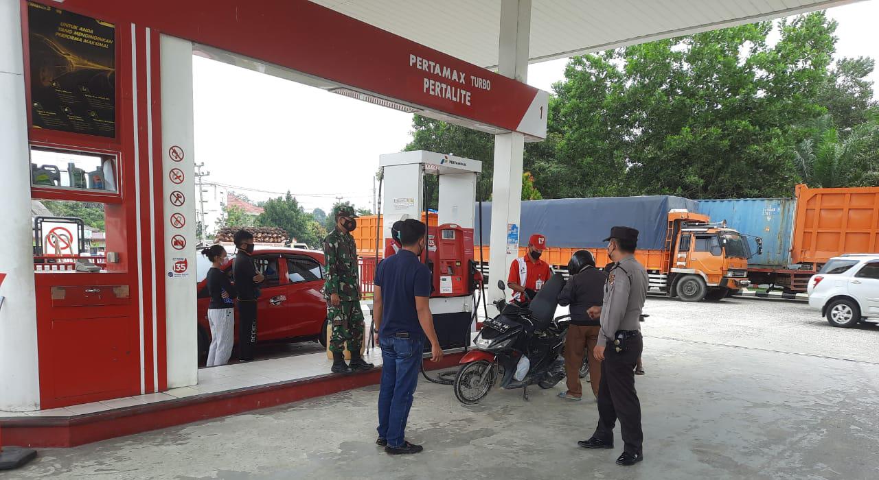 Patroli Akhir Pekan, Polsek Bandar Sei Kijang Pantau Aktivitas Masyarakat