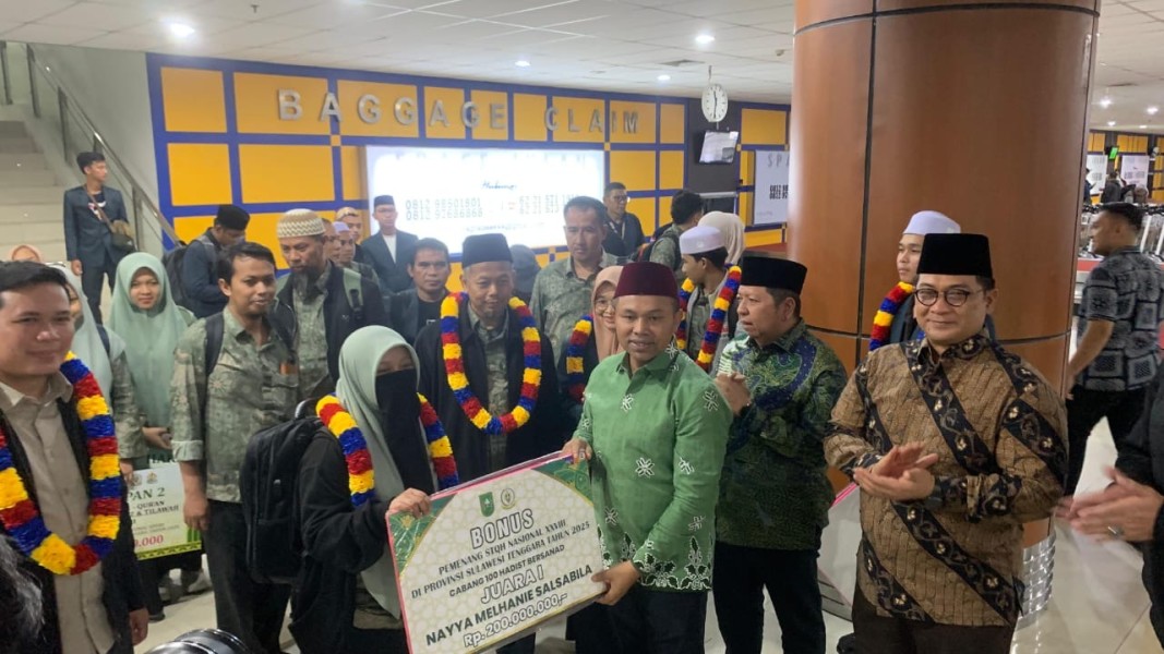 Banggakan Riau di STQH Nasional, Gubernur Abdul Wahid Beri Bonus Ratusan Juta Kapada Para Juara