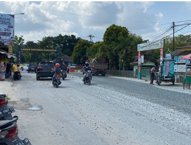 Setelah Dialihkan, 11 Ruas Jalan di Pekanbaru Sudah Diperbaiki Pemprov Riau