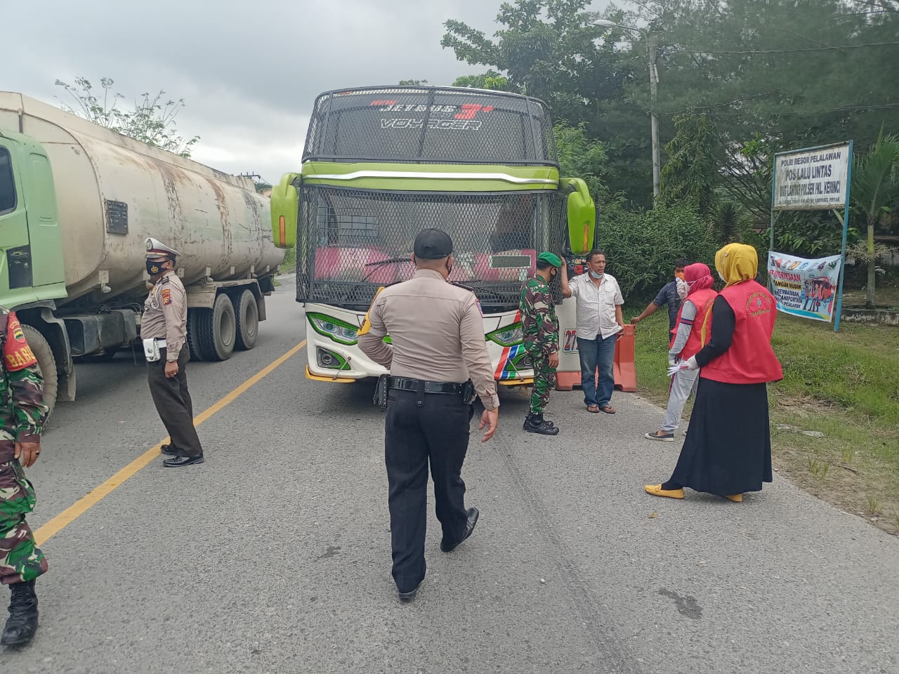 Polsek Pangkalan Kerinci Perketat Penjagaan Pos Penyekatan Mudik