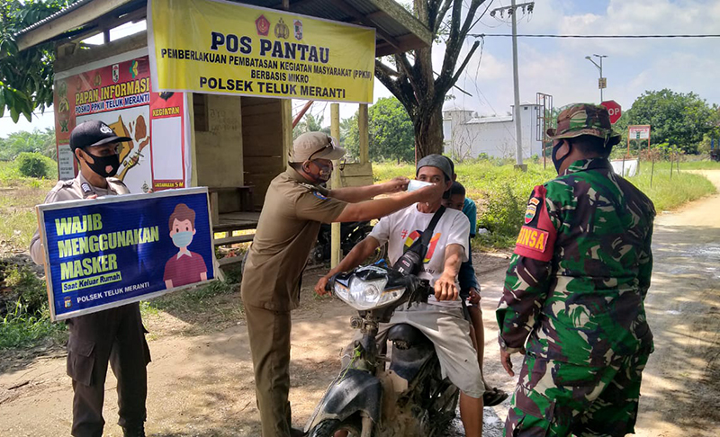 Polsek Teluk Meranti Laksanakan Kegiatan PPKM Berskala Mikro di Pos Pantau