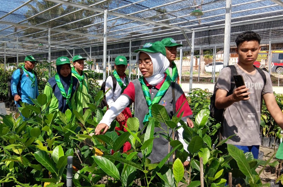 Polda Riau Ajak 311 Ketua OSIS Belajar Lingkungan Di Tabung Harmoni Hijau