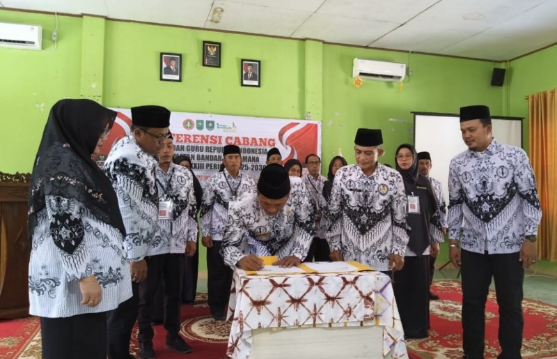 Nofrizon Candra Nahkodai PGRI Bandar Laksamana