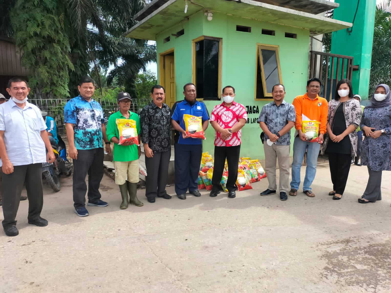 Bakti sosial Polda Riau yang di tindak lanjuti Direktorat Intelkam Polda Riau