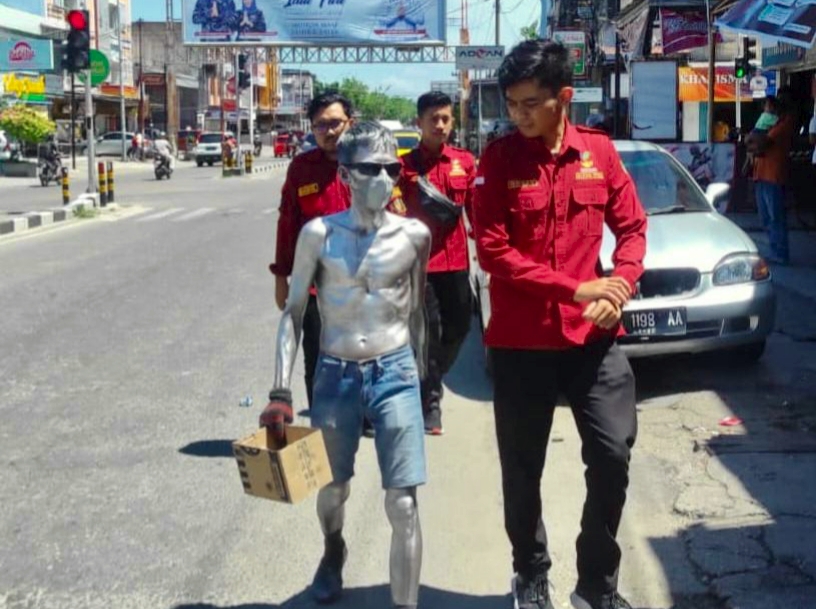 Gepeng dan Manusia Silver Terjaring di SKA, Dinsos Imbau Warga Tak Beri Uang di Jalan