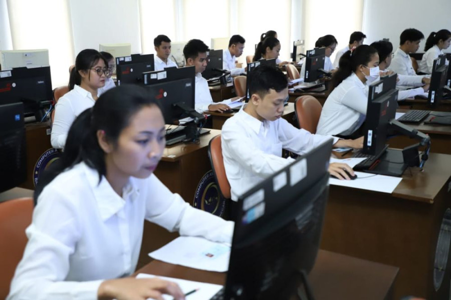 SKD CPNS Pekanbaru: Ribuan Peserta Bersaing, Ratusan Lainnya Ujian di Luar Kota