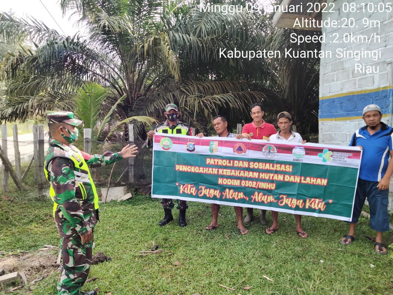 Babinsa Koramil 06/Cerenti Kodim 0302/Inhu Gelar Patroli Dan Sosialisasi Pencegahan Karhutla di Pulau Jambu Cerenti