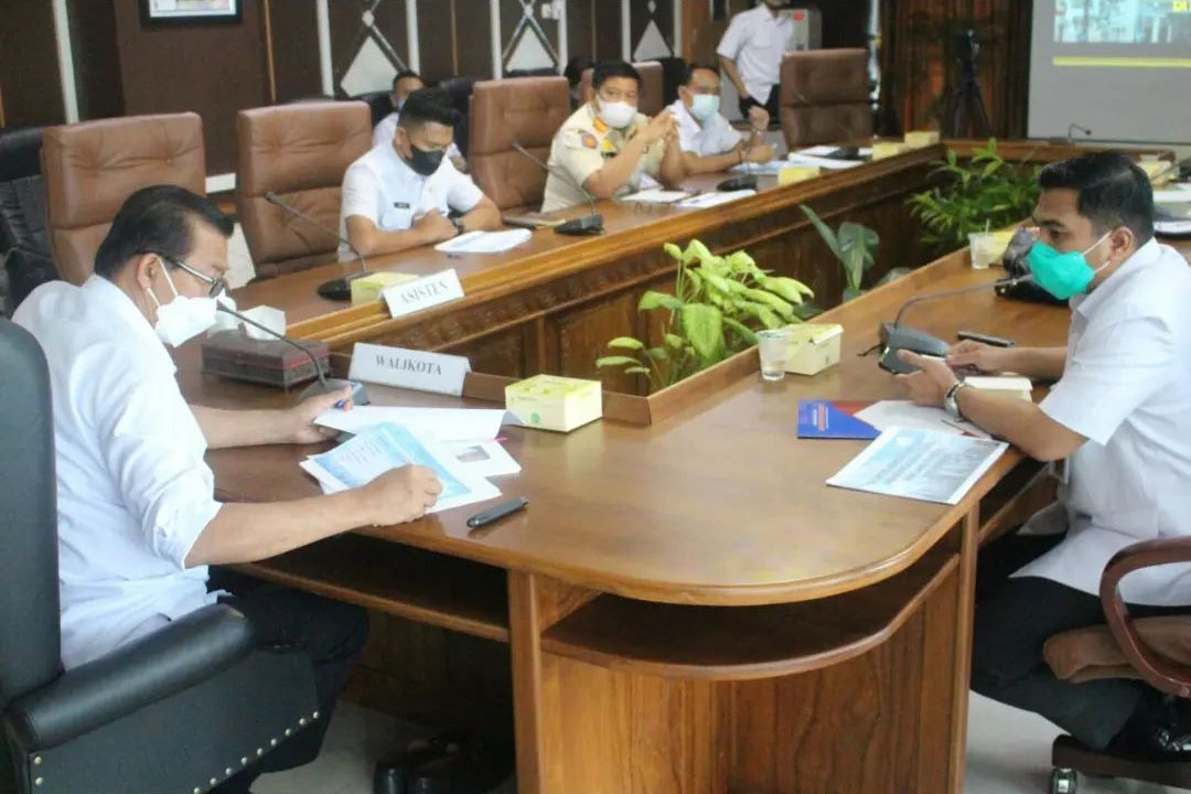 Ekspos Bersama Walikota Pekanbaru, Bapenda Pastikan Tiang Reklame Ilegal Segera Ditertibkan