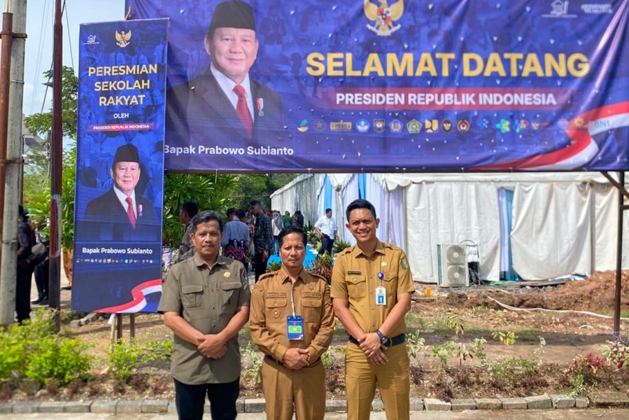 H. Muklisin, menghadiri Launching Sekolah Rakyat (SR) yang digelar di Banjarbaru, Kalimantan Selatan